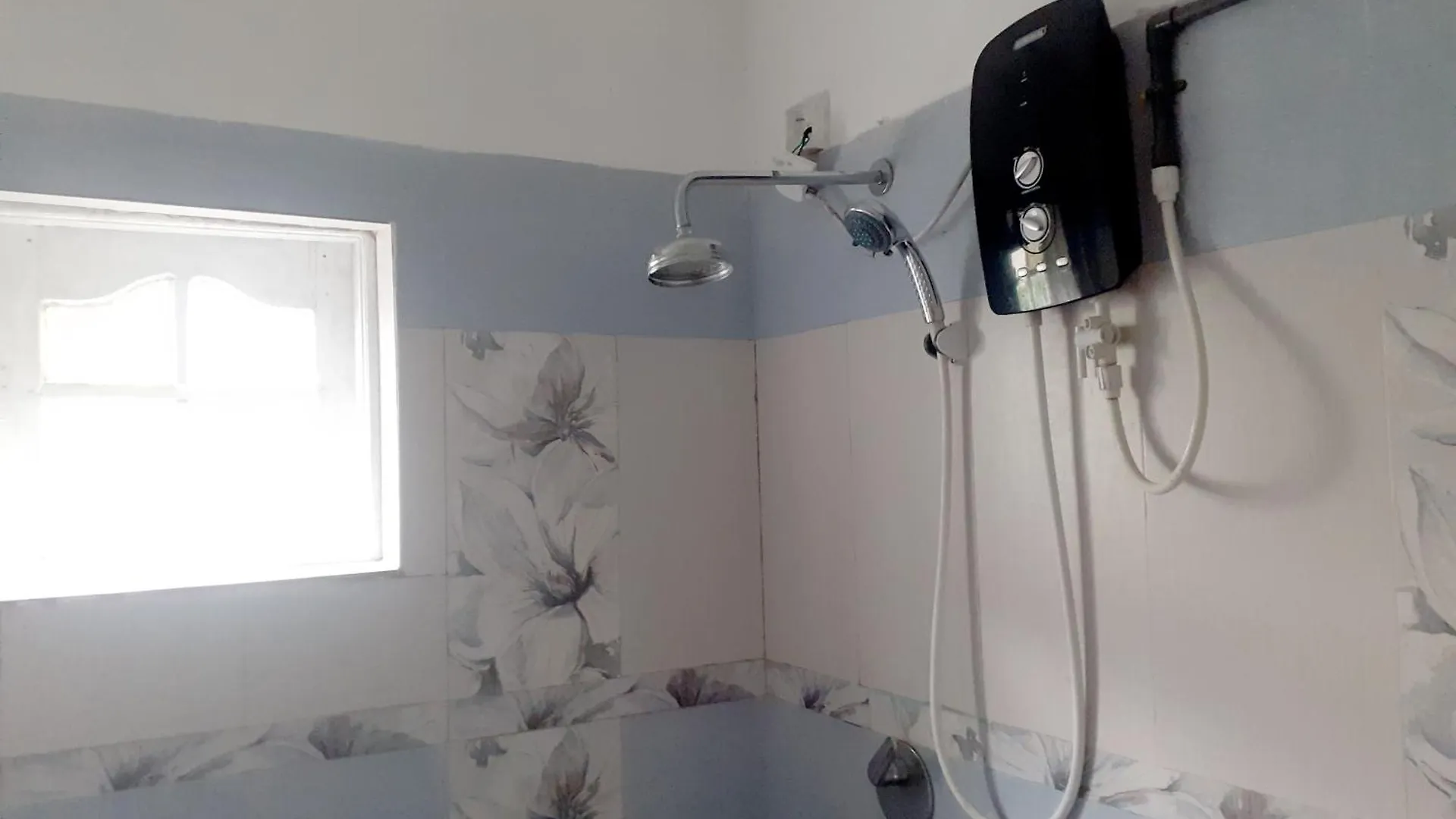 Guest house J J S Hotel Rooms & Villa Nuwaraeliya Nuwara Eliya