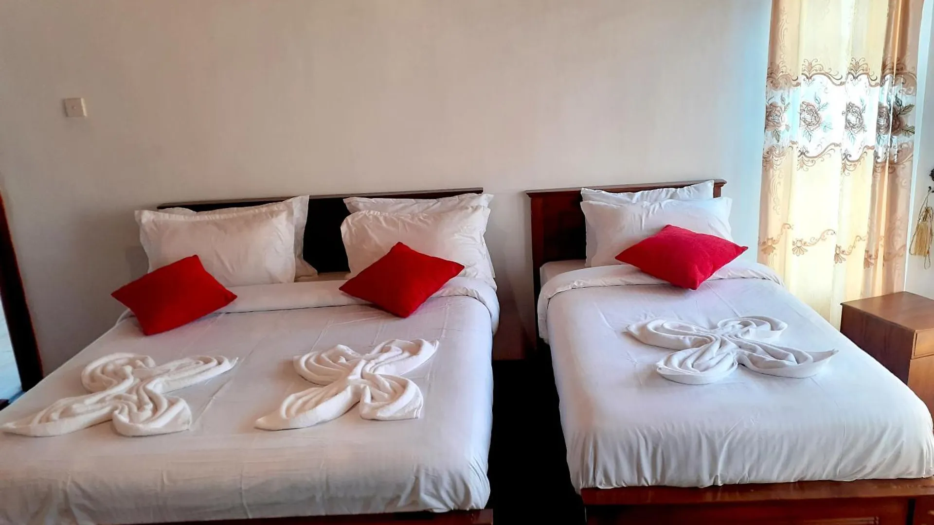 J J S Hotel Rooms & Villa Nuwaraeliya Nuwara Eliya Sri Lanka