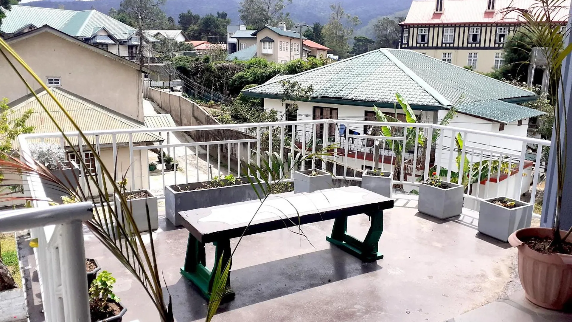J J S Hotel Rooms & Villa Nuwaraeliya Nuwara Eliya