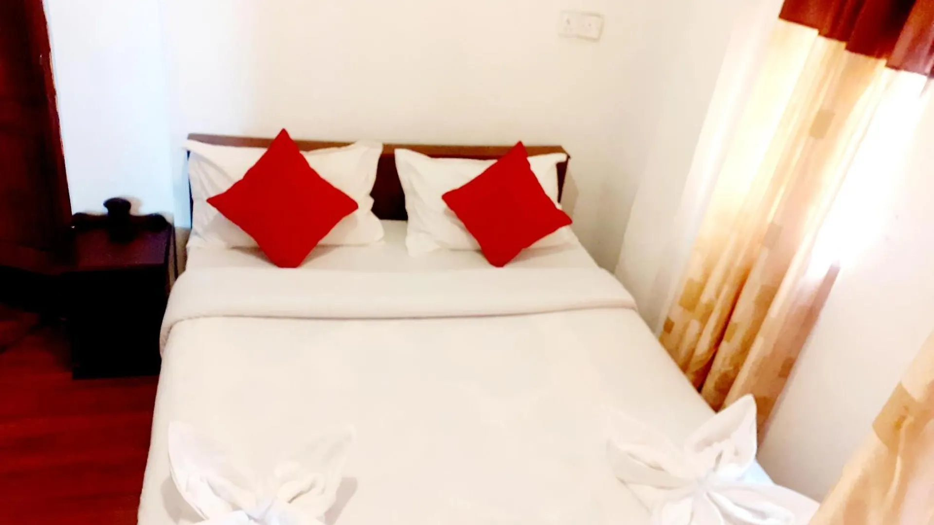J J S Hotel Rooms & Villa Nuwaraeliya Nuwara Eliya